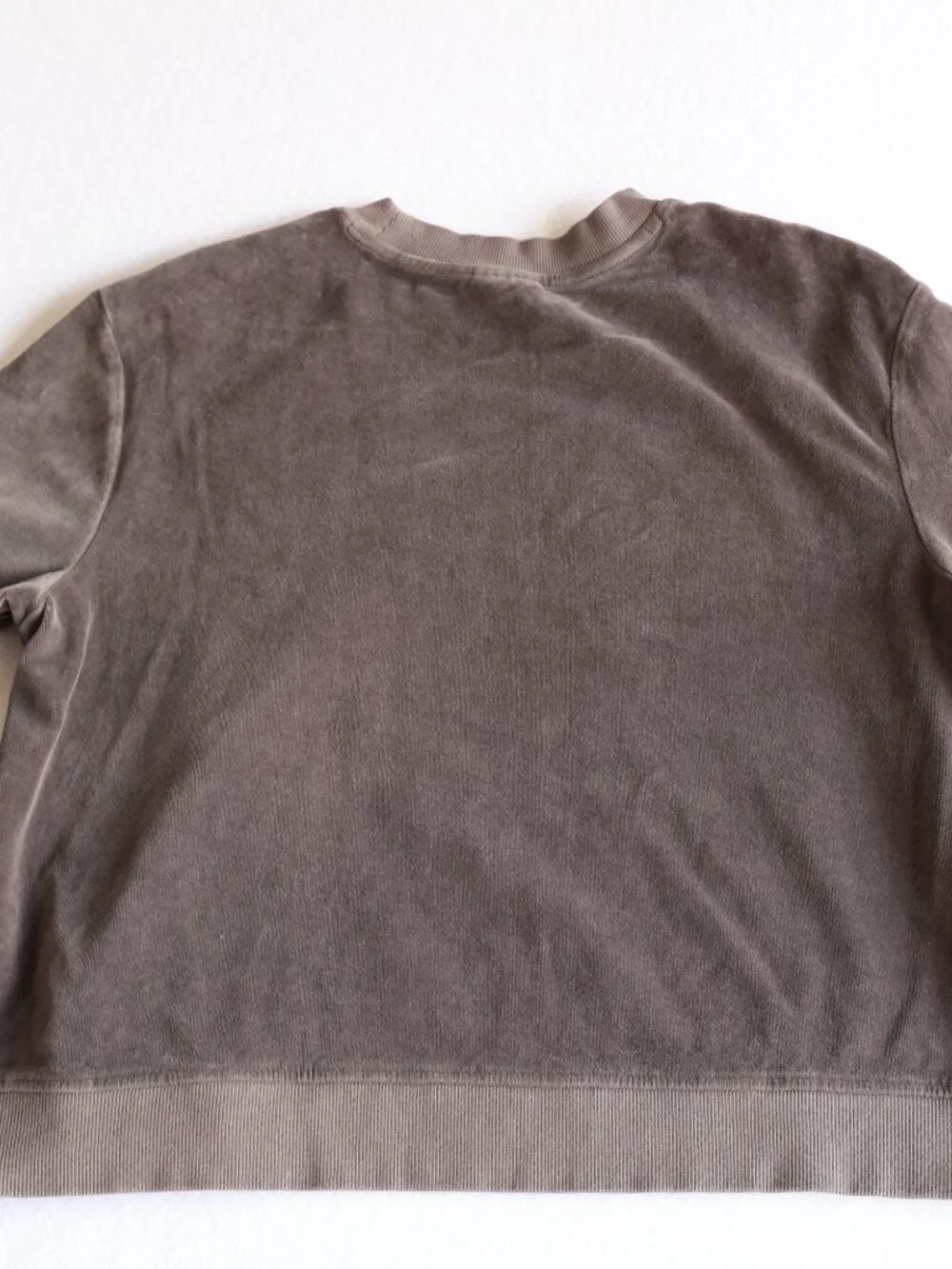 Pact Organic Cotton Velour Crew Pullover Shirt Graphite -  Women's Large - Picture 10 of 11